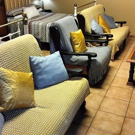 Anri Guesthouse Bloemfontein Zewnętrze zdjęcie