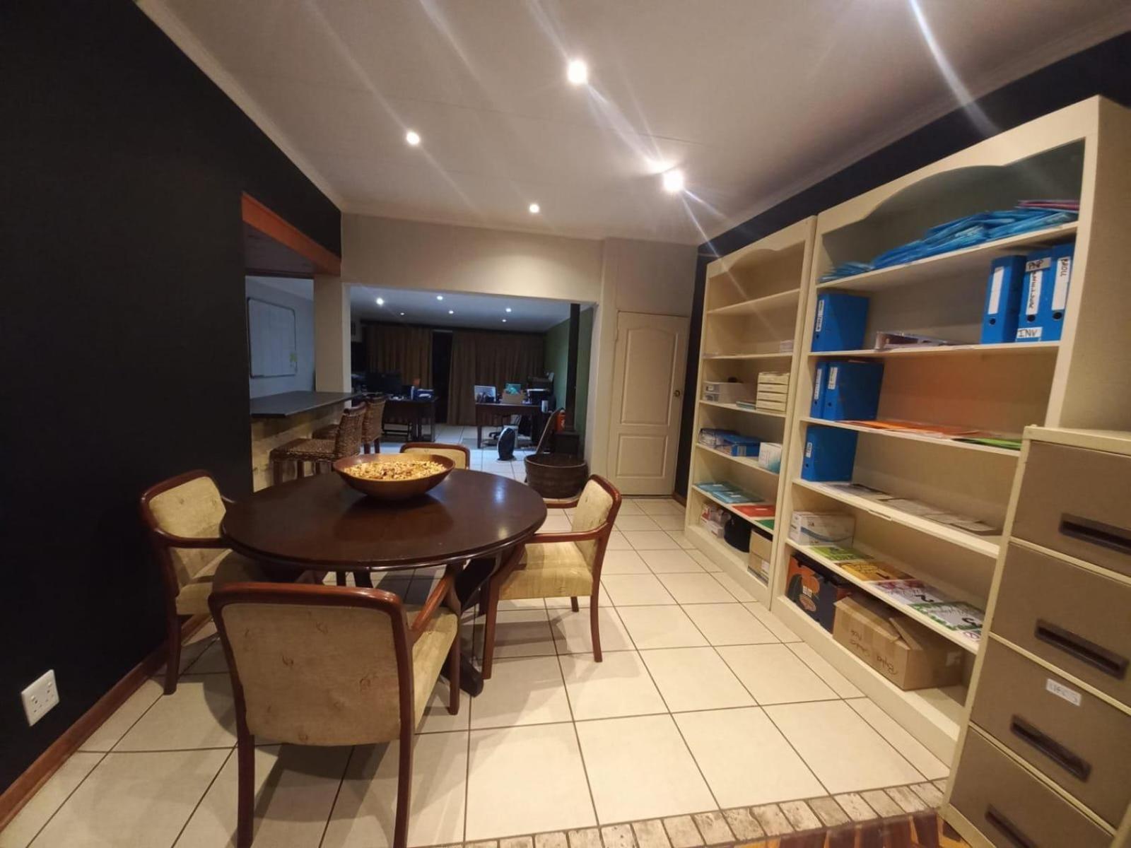 Anri Guesthouse Bloemfontein Zewnętrze zdjęcie